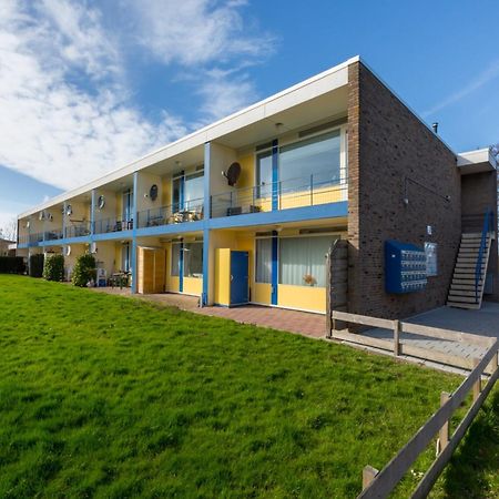 Attractive Apartment Near Vlissingen Beach Екстериор снимка